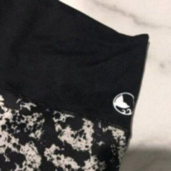 Reel Legend Women's Black & White Keep it Cool Splatter Leggings Size XS - Picture 6 of 9